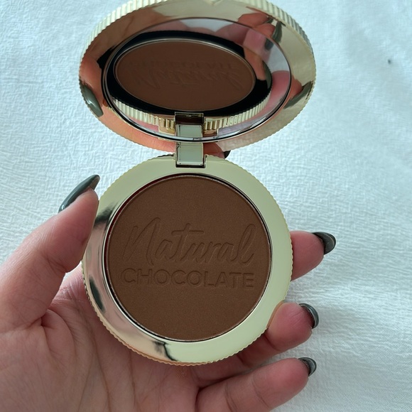 Brand New Too faced women’s bronzer in caramel cocoa - Picture 2 of 5